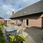 Apartamento Seestern & Windspiel, Haus Achtern Diek Schillig